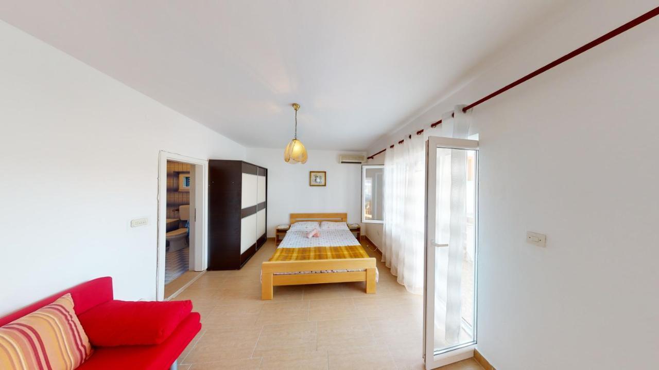 Apartments Riva Metajna Dış mekan fotoğraf
