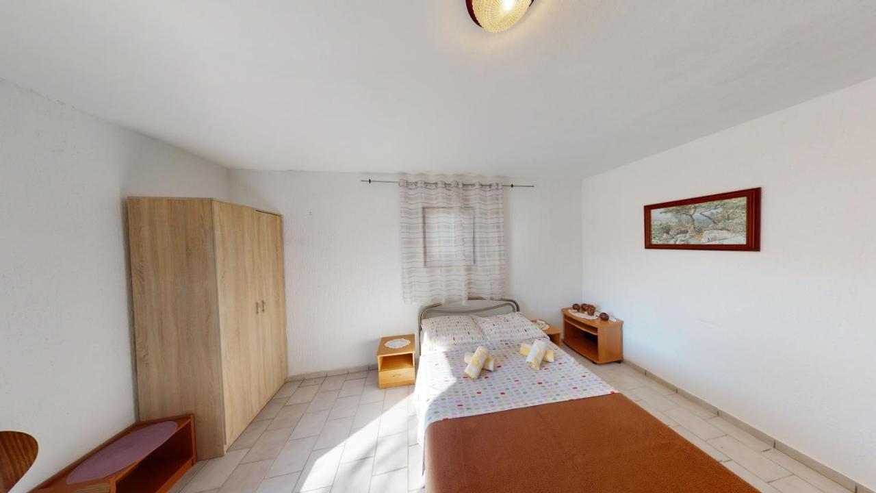 Apartments Riva Metajna Dış mekan fotoğraf