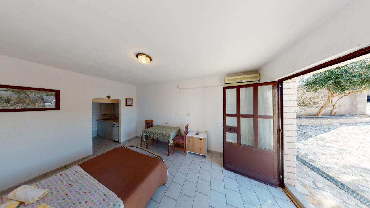 Apartments Riva Metajna Dış mekan fotoğraf